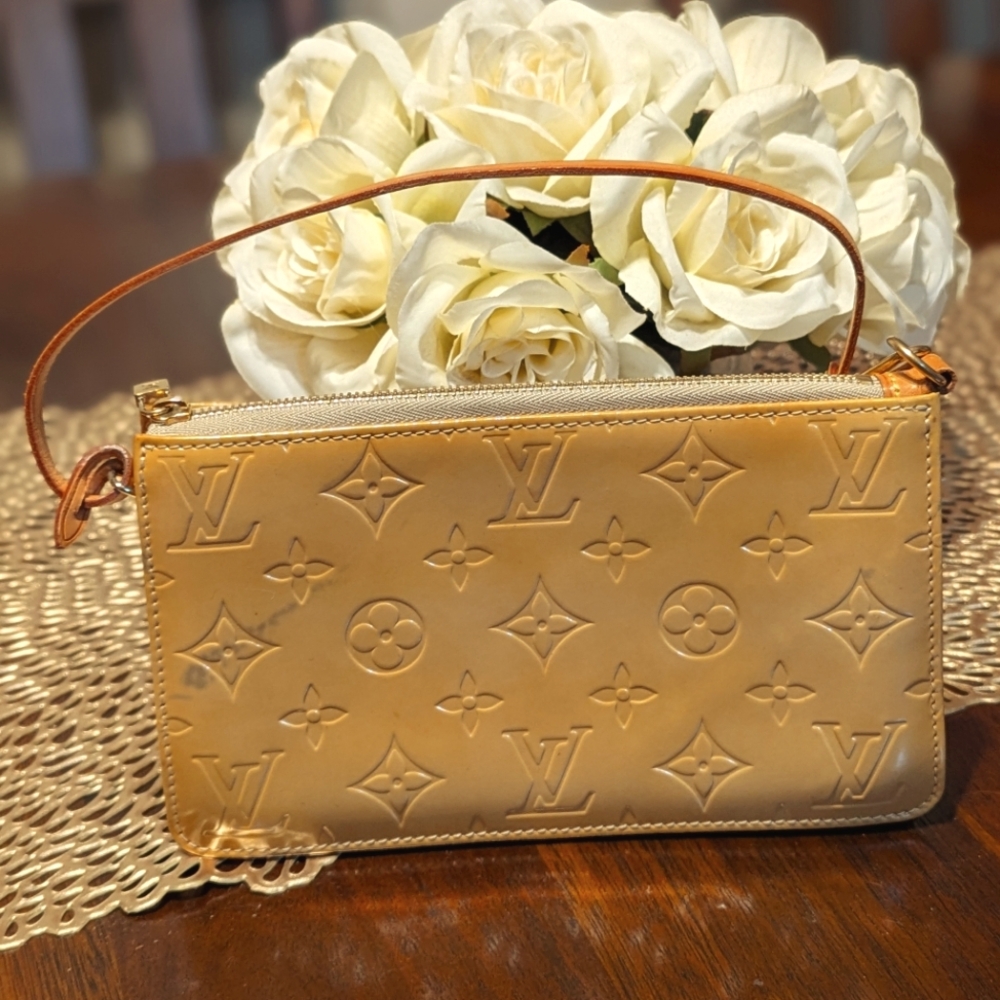 Louis Vuitton Vernis Lexington Pochette